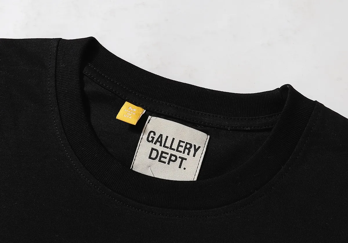 No. 6055, Meichao Gallery Dept ATK GRAFFITI art graffiti printing high quality double yarn pure cotton casual short-sleeved T-shirt batch 104 Color: black, white; Size: S M L XL